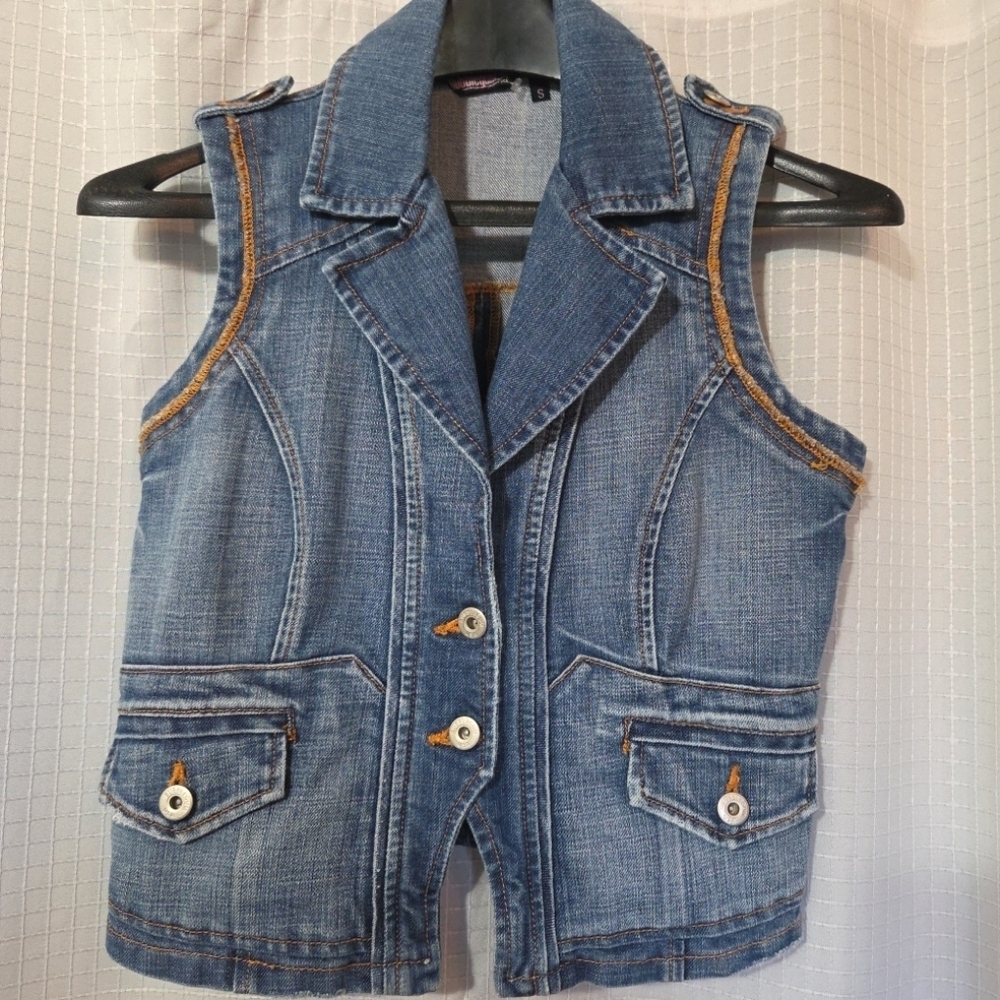 Bubblegum Denim Vest Size Small Y2K